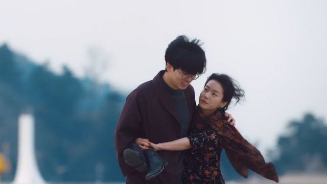 MV làm về đề tài LGBT cực đỉnh của Mad Clown - Love Is The Dog From Hell