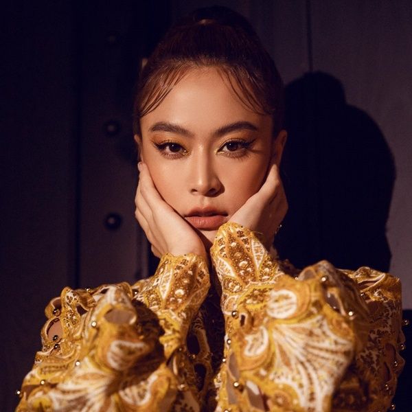 Kẻ Cắp Gặp Ba Gia Visconc Remix Hoang Thuy Linh Binz Nhaccuatui