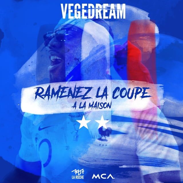 Ramenez La Coupe À La Maison Lời bài hát - Vegedream